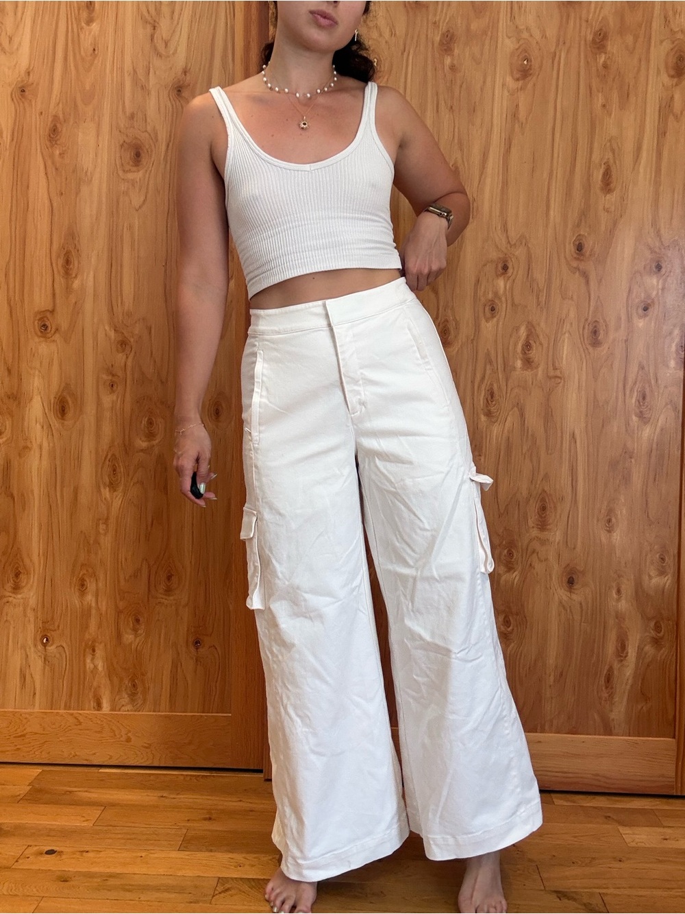 ALO Yoga Off-White Wide-Leg Cargo Pants
